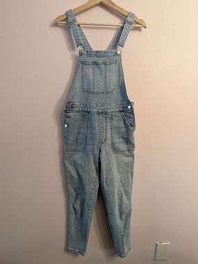 Old Navy Y2K Light Wash Denim Women's Overalls - Size 2